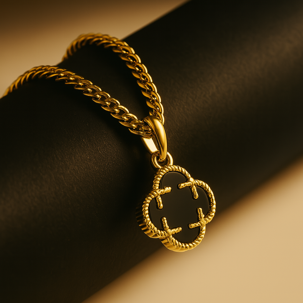 Onyx Clover Stone Pendant